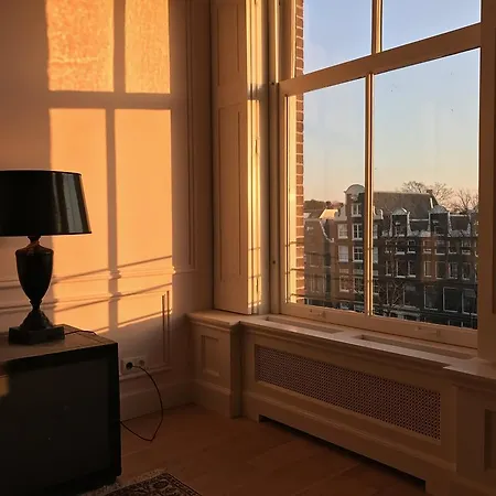 Grand Max Bed and Breakfast